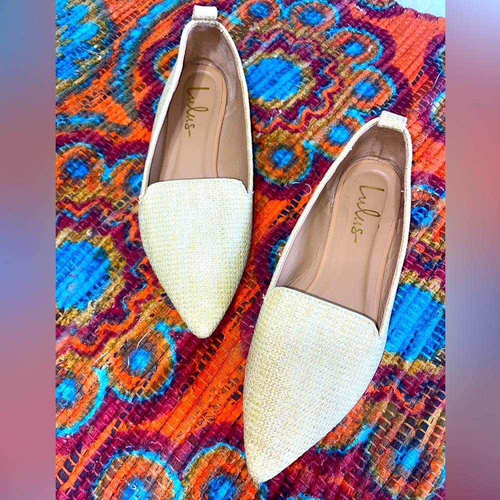 LULUS ELAINE WOVEN FLAT LOAFERS. Size 7.5